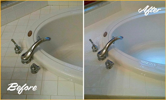 Sir Grout Caulked this Bathroom Shower's Seat Joints to Replace Old Caulking Before and After Picture of Tub Caulking on the Joints of this Bathtub